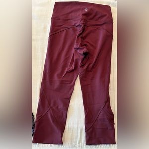 Lululemon size 6 In Movement crop high waisted yoga